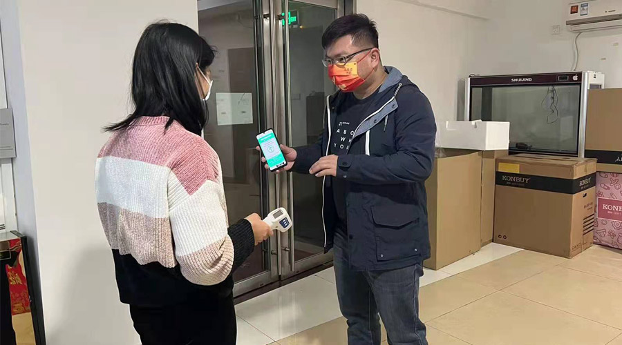 疫情反復(fù)！金環(huán)電器從嚴(yán)抓防疫  筑緊安全嚴(yán)密防線(xiàn)