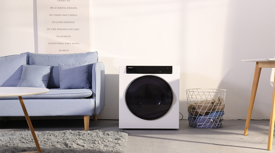 羽絨服，到底該不該用滾筒干衣機(jī)進(jìn)行烘干？