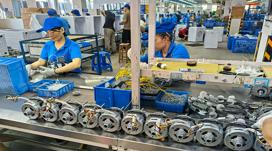 選擇靈活定制的合作伙伴，而非僅僅是制造商