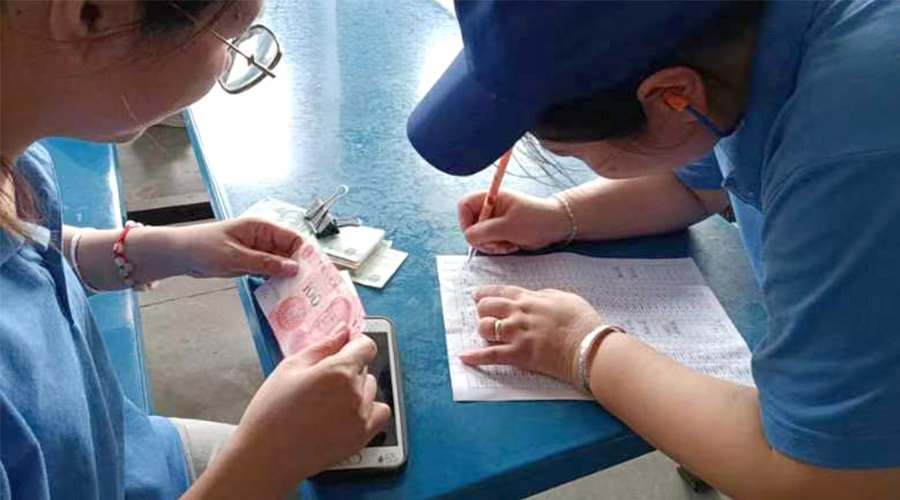 情系職工！金環(huán)電器為員工發(fā)放中秋暖心福利